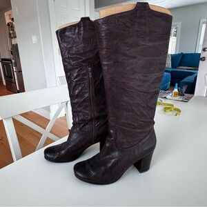 Genuine FRYE Carson Mid Heel Tab Soft Leather Boots 8.5